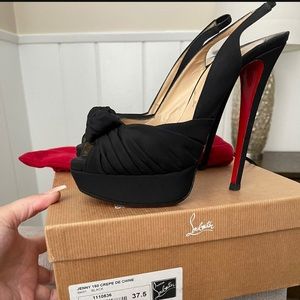 christian louboutin Jenny 150 crepe de chine